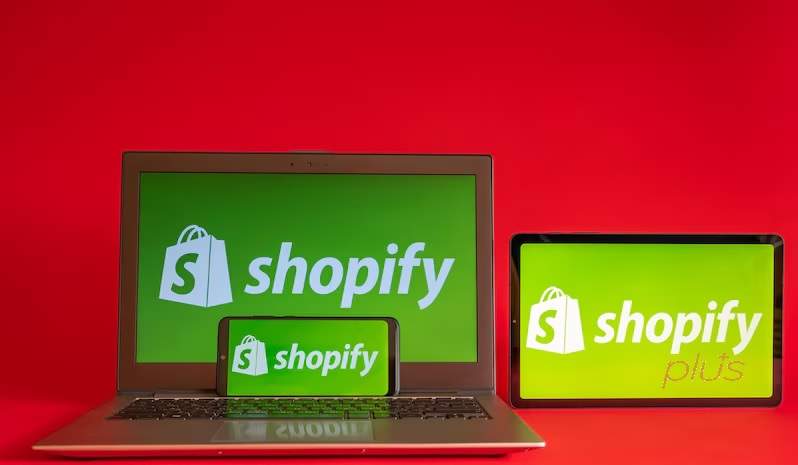 Shopify vs Shopify Plus